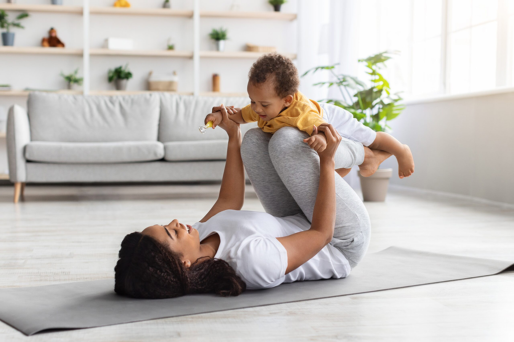 pilates-exercices-en-post-partum